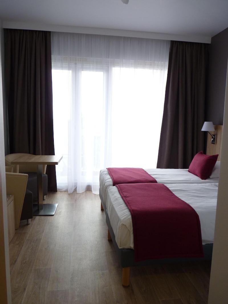 Danne-et-Quatre-Vents Logis Hotel Notre-Dame De Bonne Fontaine מראה חיצוני תמונה