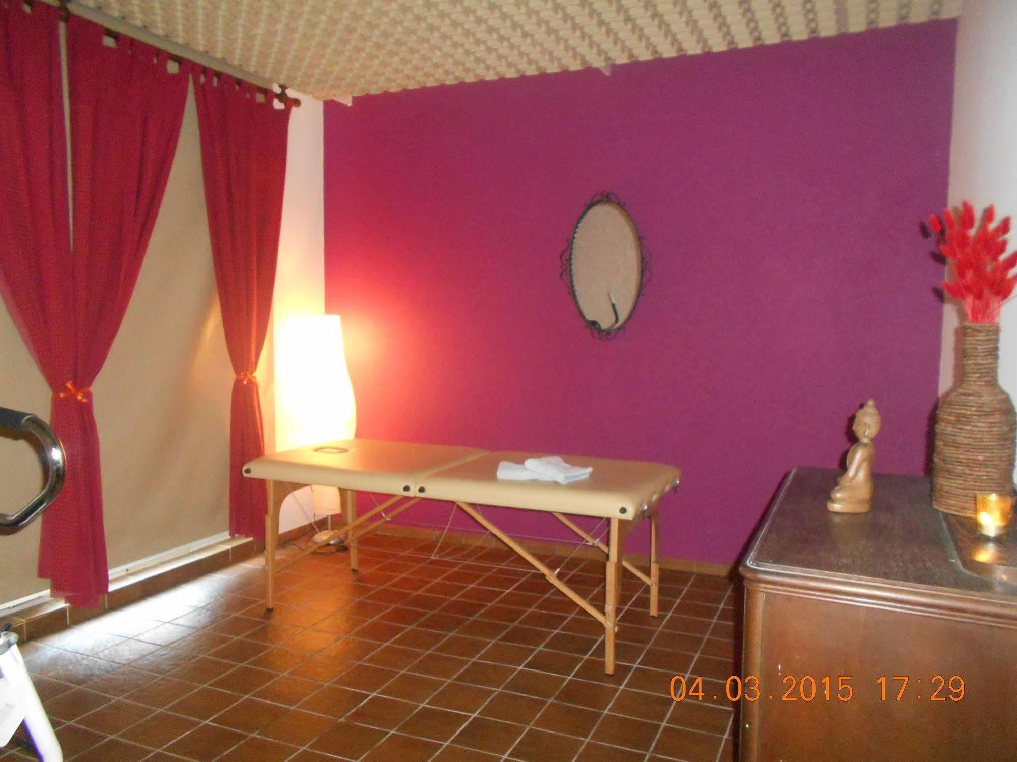 Danne-et-Quatre-Vents Logis Hotel Notre-Dame De Bonne Fontaine מראה חיצוני תמונה